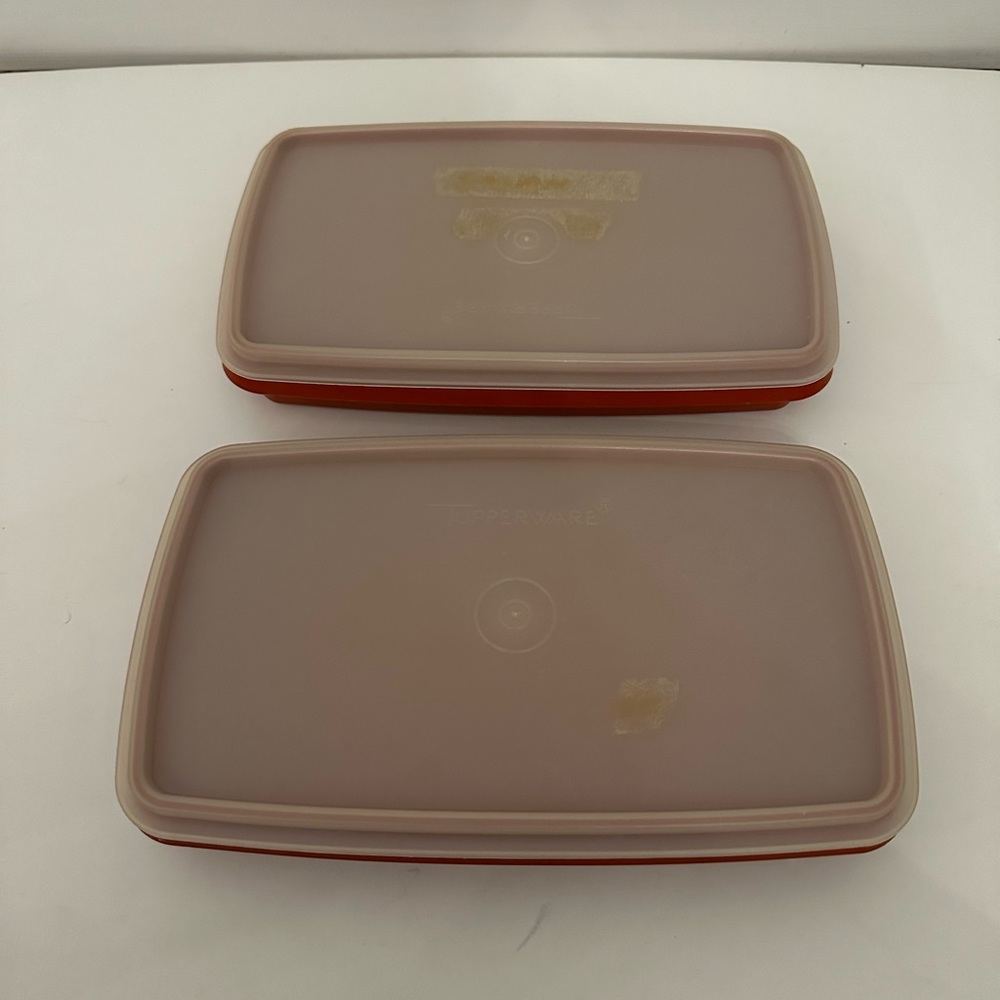 Tupperware vtg Snack & Store Containers Paprika Red. Both come with lids